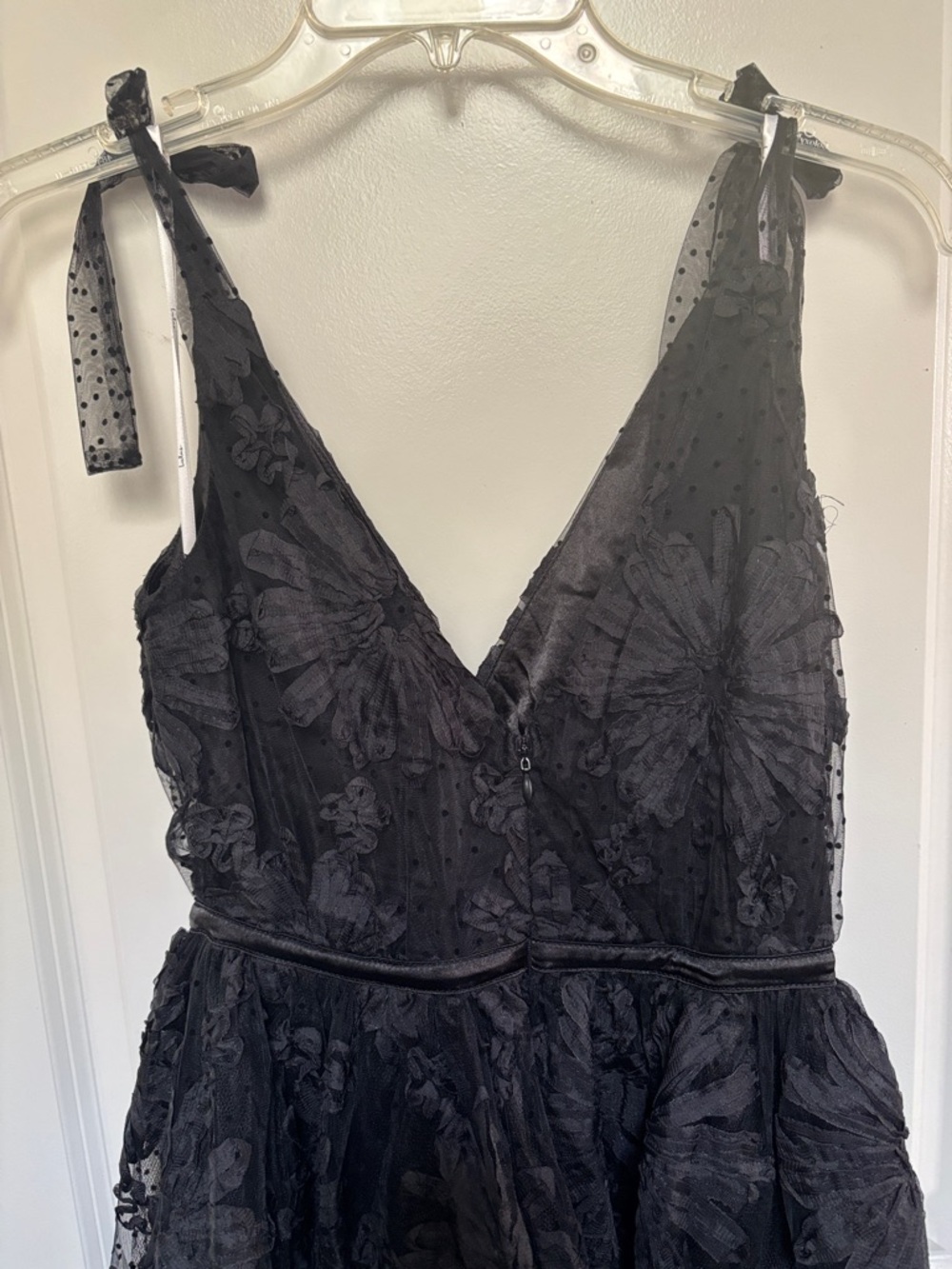 NWT Lulu’s Black Floral Lace Tie-Shoulder Midi Dress - Picture 5 of 5